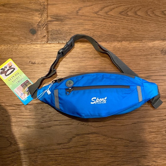 Fanny pack. BNWT. blue - Picture 1 of 3